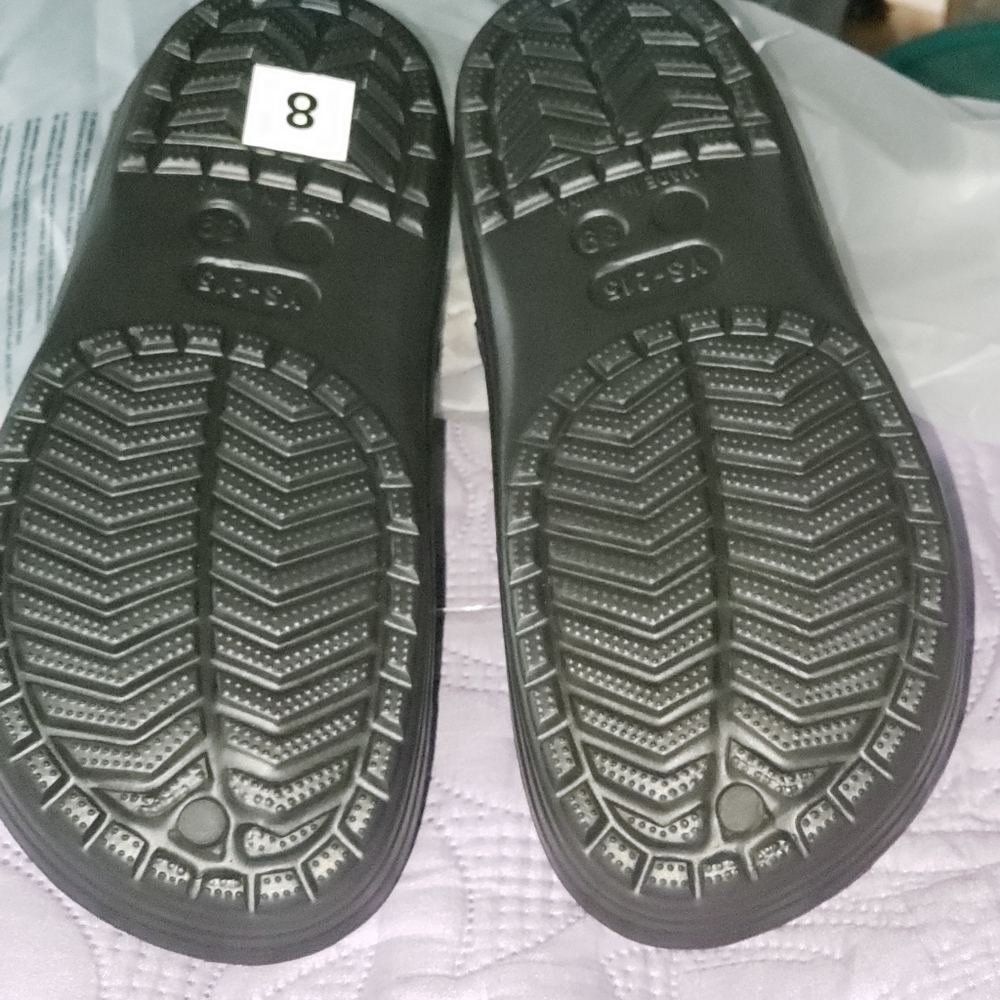 Womens Crocs - Picture 2 of 2